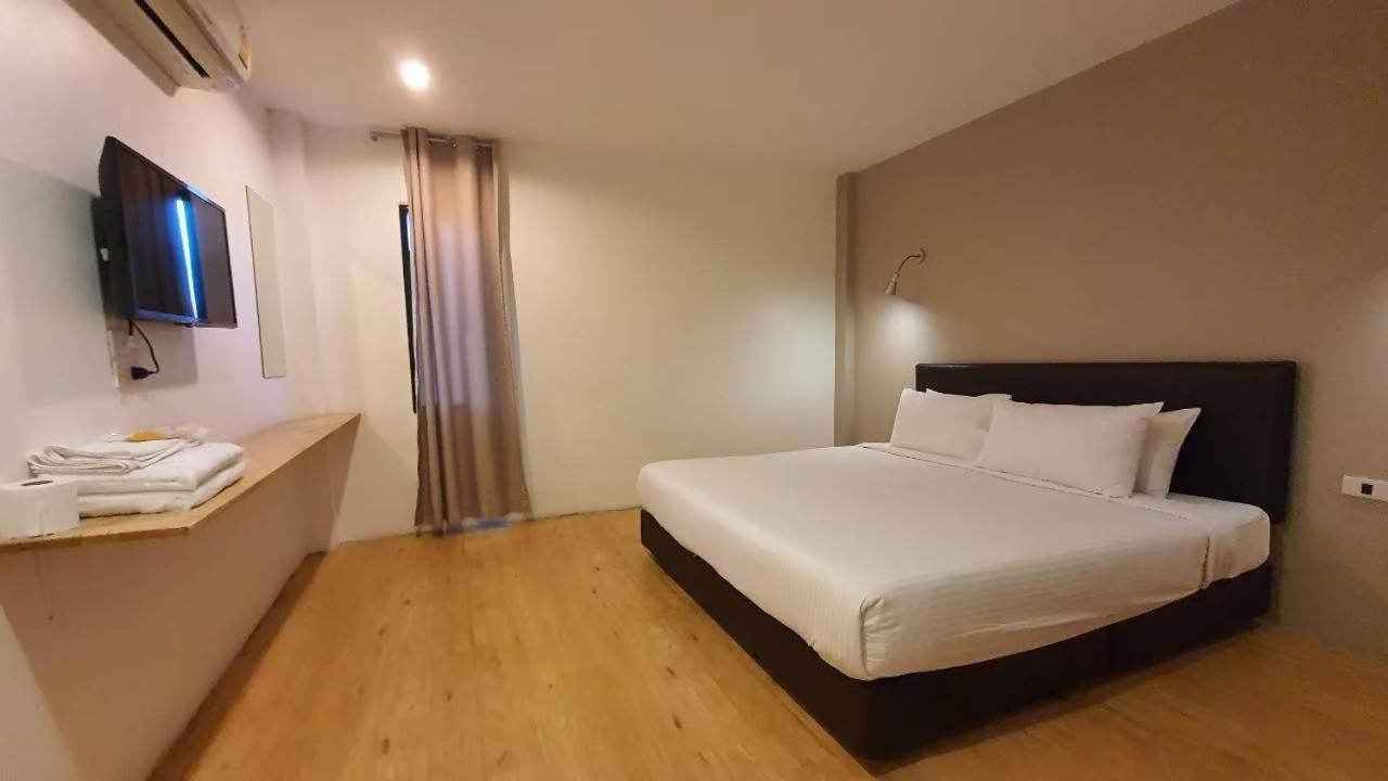 Srianunt Boutique Hotel 부리람 객실 사진