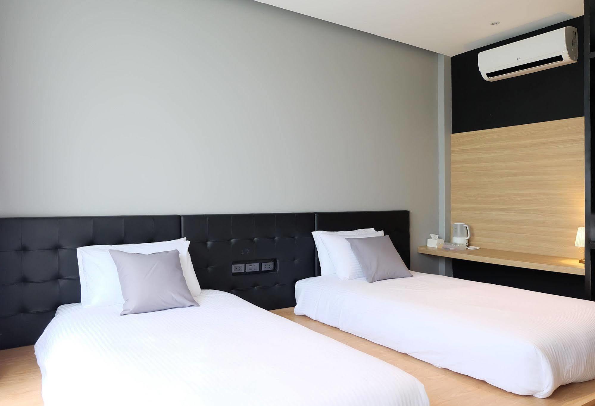 Srianunt Boutique Hotel 부리람 외부 사진